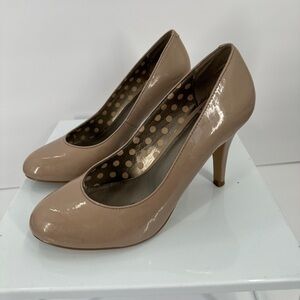 Fergalicious By Fergie Vintage Heels Size 6.5